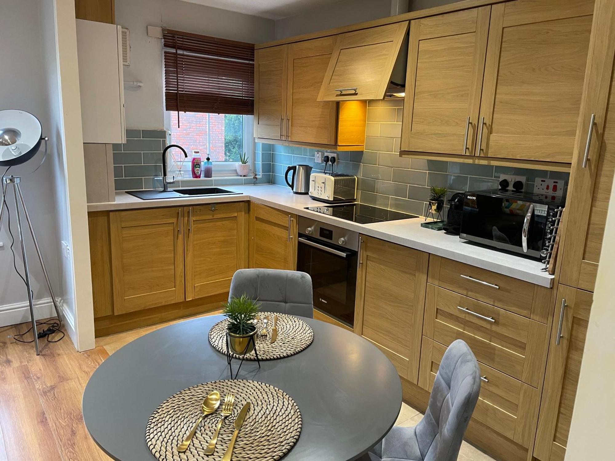2 Bedroom Apartment Chiswick Park Tube Station London Kültér fotó